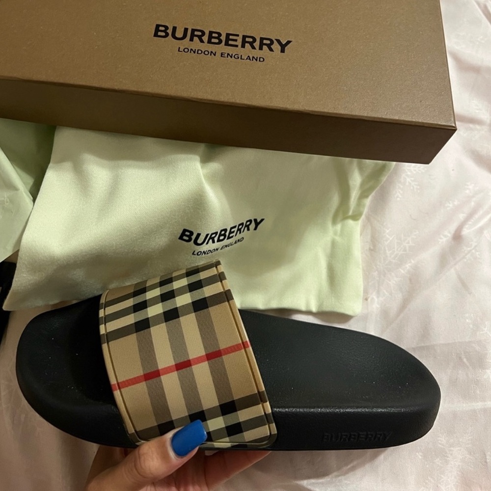 Burberry Pool Slides New In Box, Wore 2X